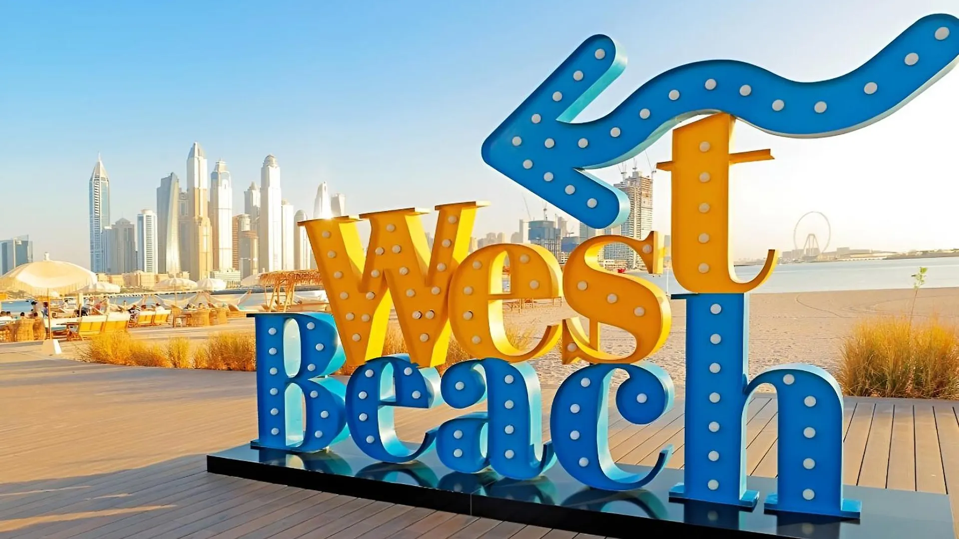 Palm Jumeirah - Luxe Infinity Pool I Direct Beach Access Dubai United Arab Emirates