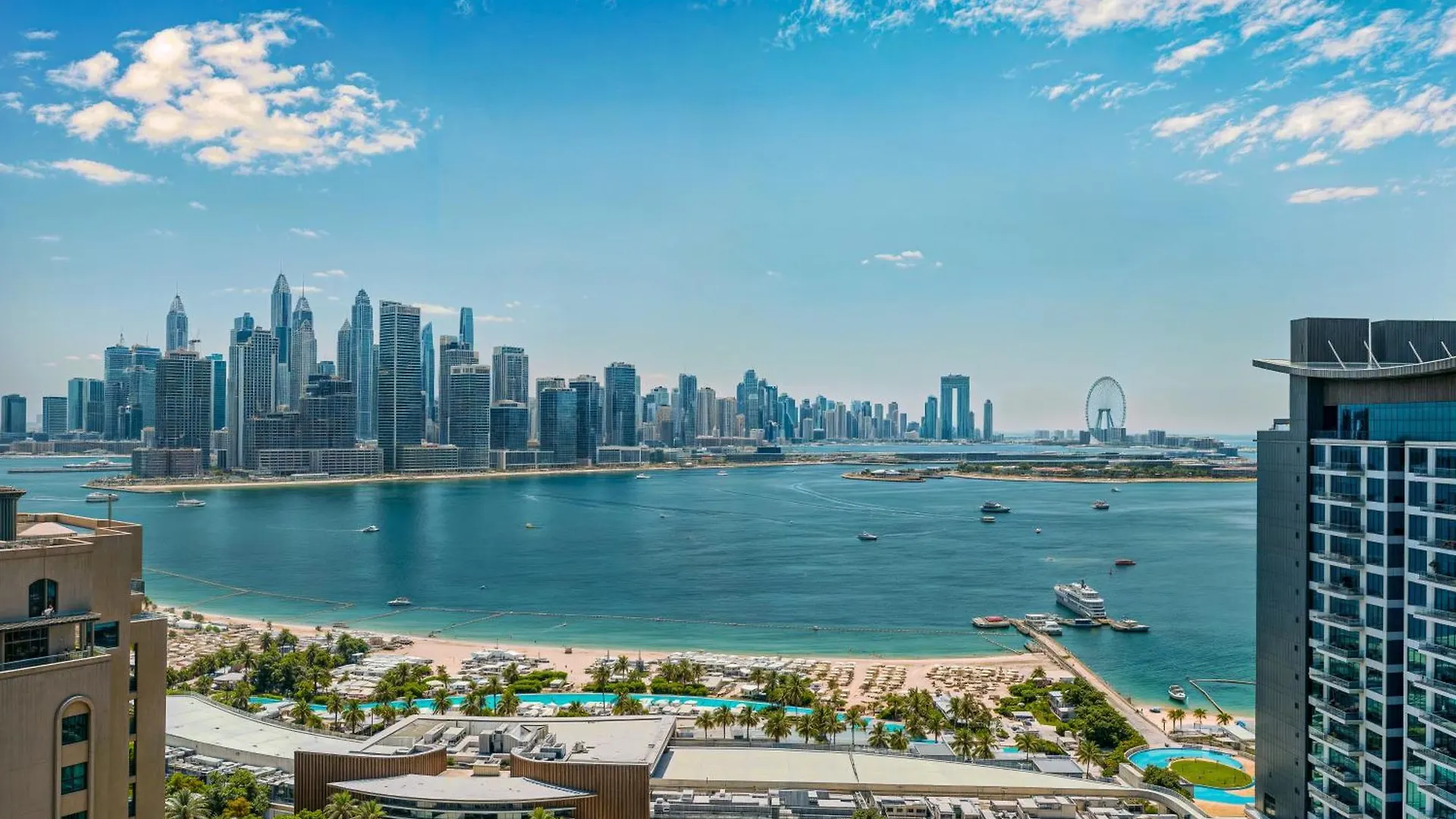 Palm Jumeirah - Luxe Infinity Pool I Direct Beach Access Dubai 0*,