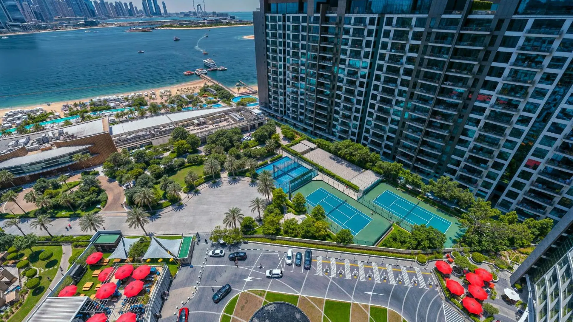 Apartament Palm Jumeirah - Luxe Infinity Pool I Direct Beach Access Dubaj